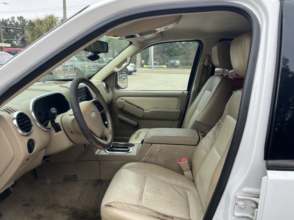 2007 Ford Explorer Image 6