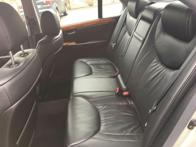 2001 Lexus LS 430 Image 12