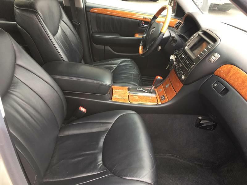 2001 Lexus LS 430 Image 14