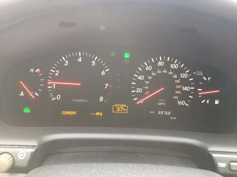 2001 Lexus LS 430 Image 16