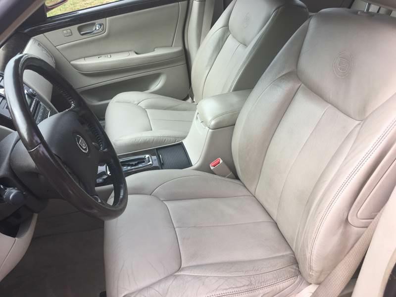 2008 Cadillac DTS Image 13