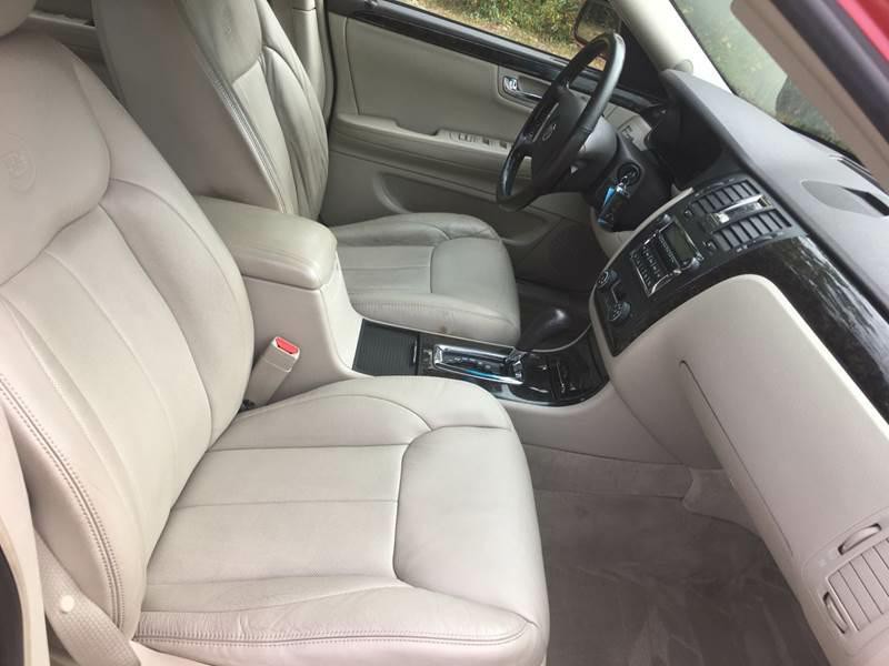 2008 Cadillac DTS Image 16