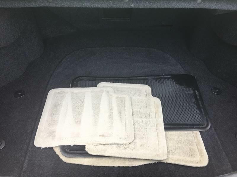 2008 Cadillac DTS Image 17