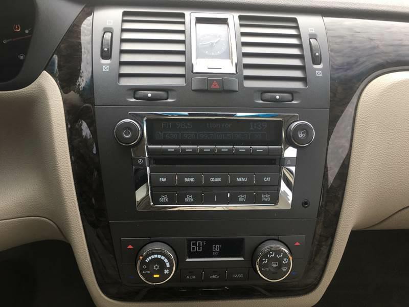 2008 Cadillac DTS Image 20