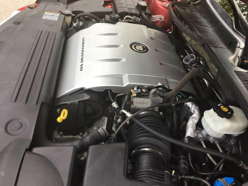 2008 Cadillac DTS Image 24