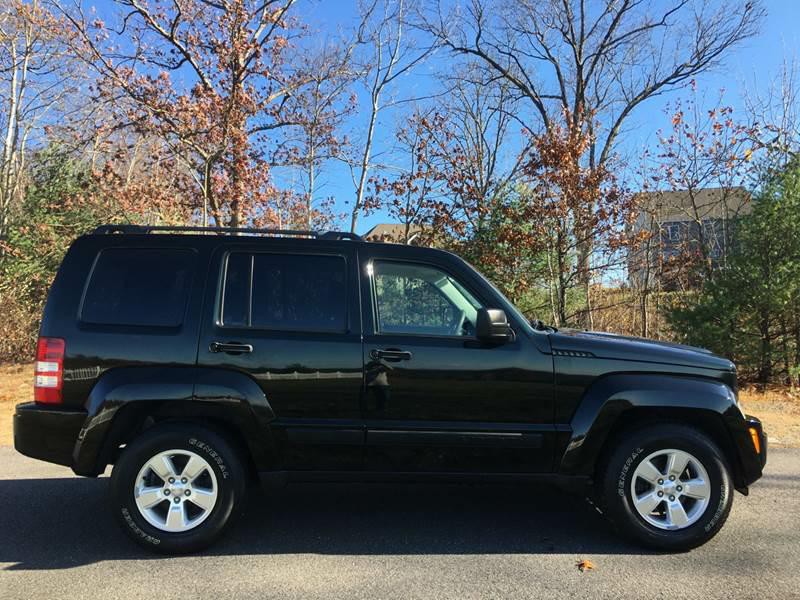 2012 Jeep Liberty Image 7