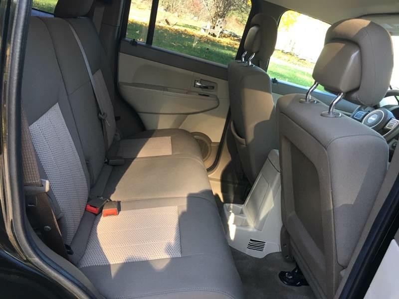 2012 Jeep Liberty Image 13