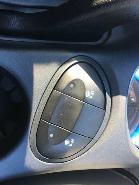 2003 Hyundai Santa Fe Image 23