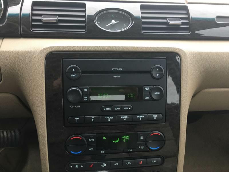 2007 Mercury Montego Image 18