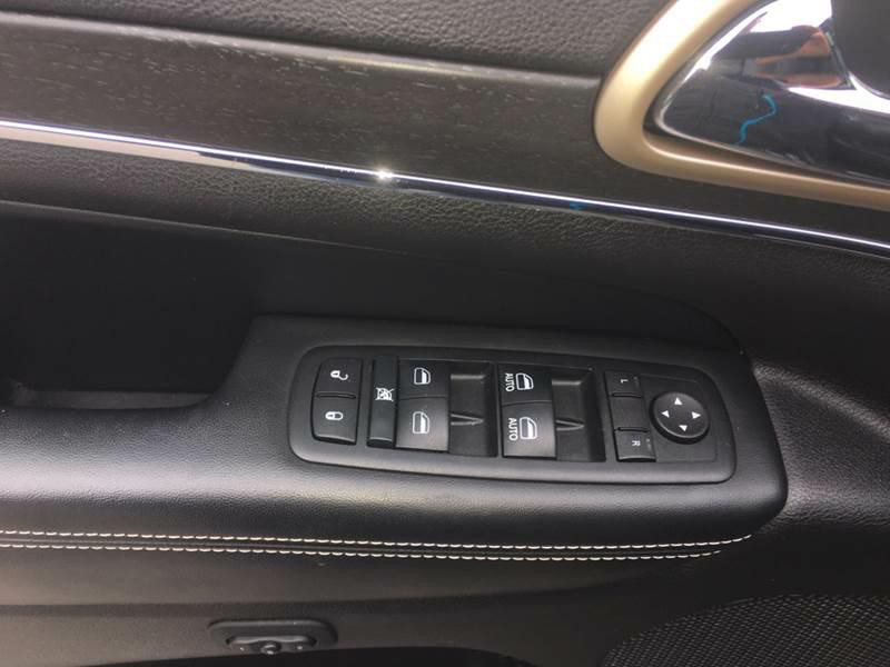 2016 Jeep Grand Cherokee Image 10