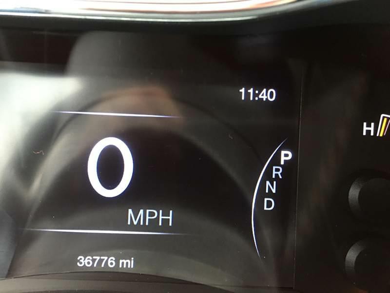 2016 Jeep Grand Cherokee Image 19