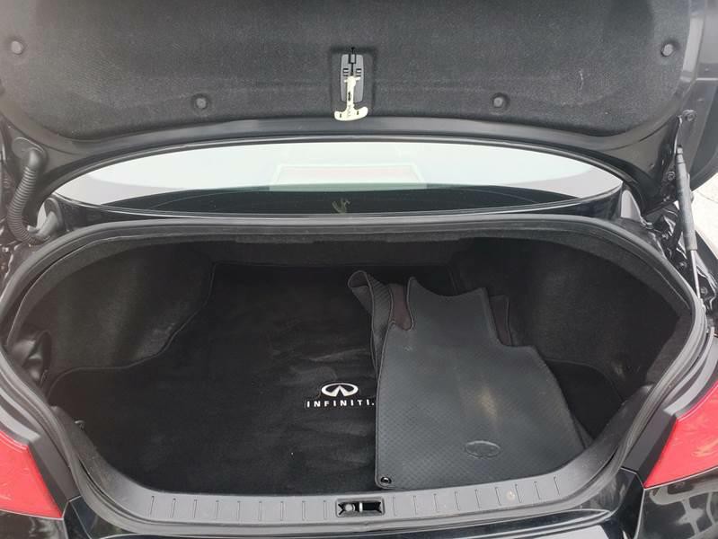 2010 INFINITI G37 Image 13