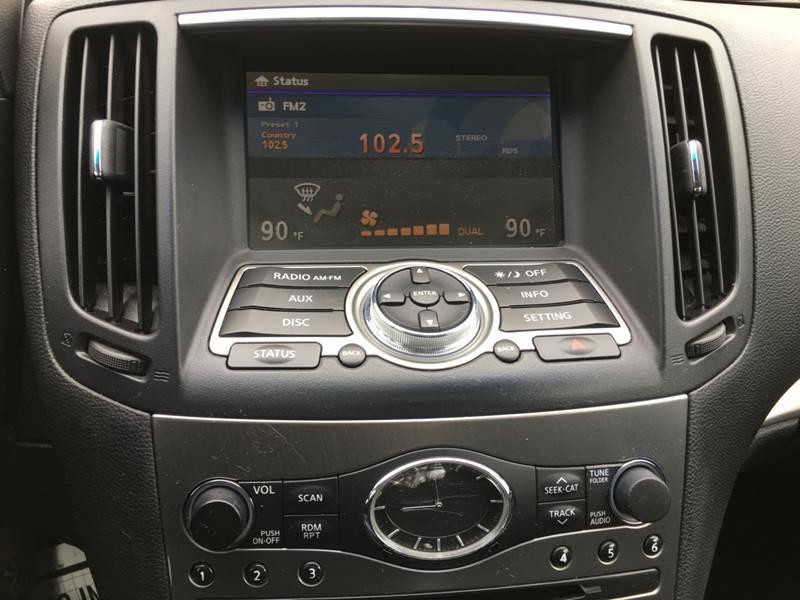 2010 INFINITI G37 Image 18