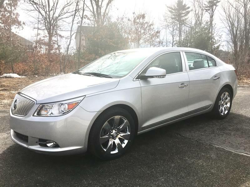 2011 Buick Lacrosse Image 2