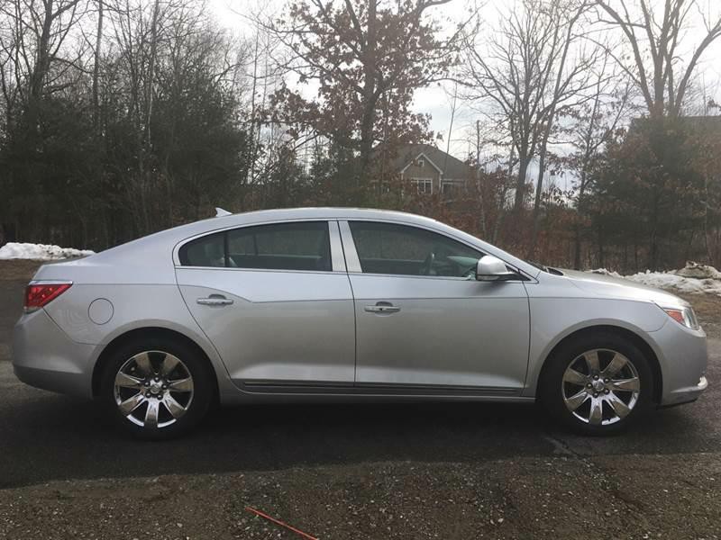 2011 Buick Lacrosse Image 9