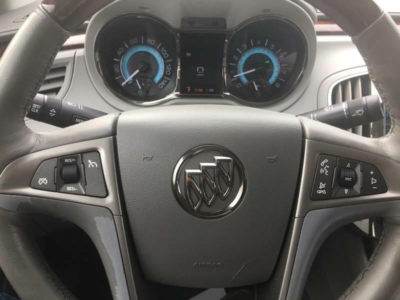 2011 Buick Lacrosse Image 19