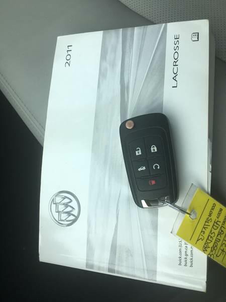 2011 Buick Lacrosse Image 28