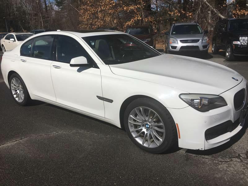 2011 BMW 7 Series Image 8