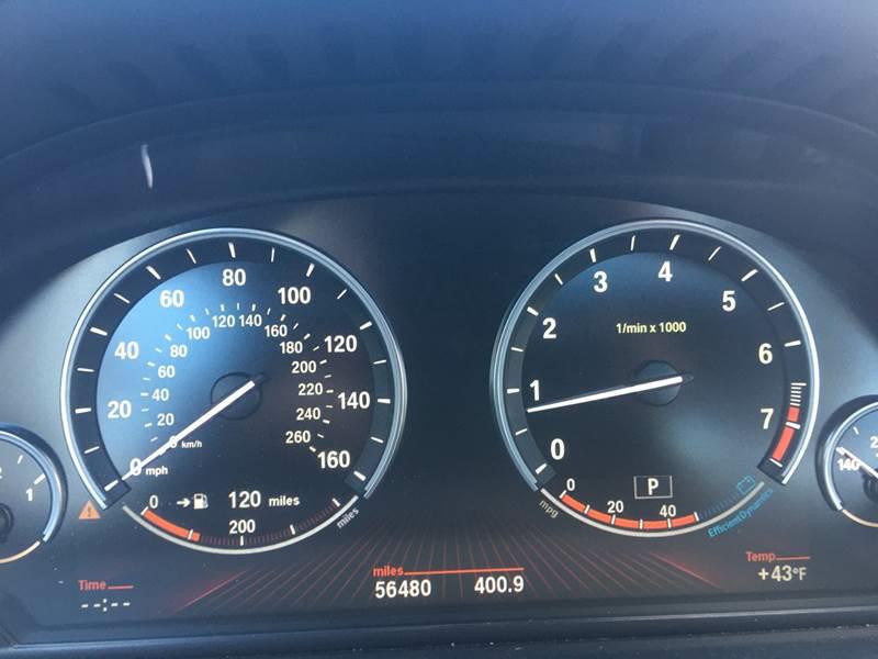 2011 BMW 7 Series Image 17