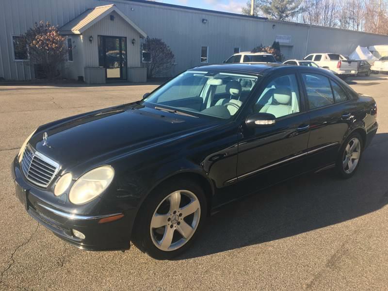 2003 Mercedes-Benz E-Class Image 2