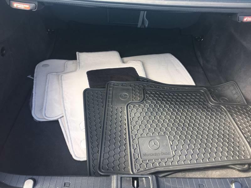 2003 Mercedes-Benz E-Class Image 21