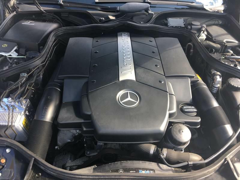 2003 Mercedes-Benz E-Class Image 22