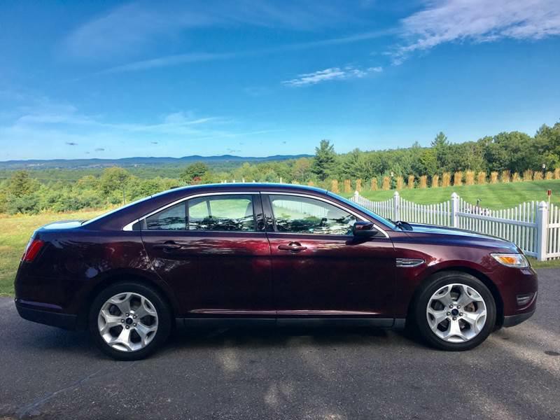 2011 Ford Taurus Image 6