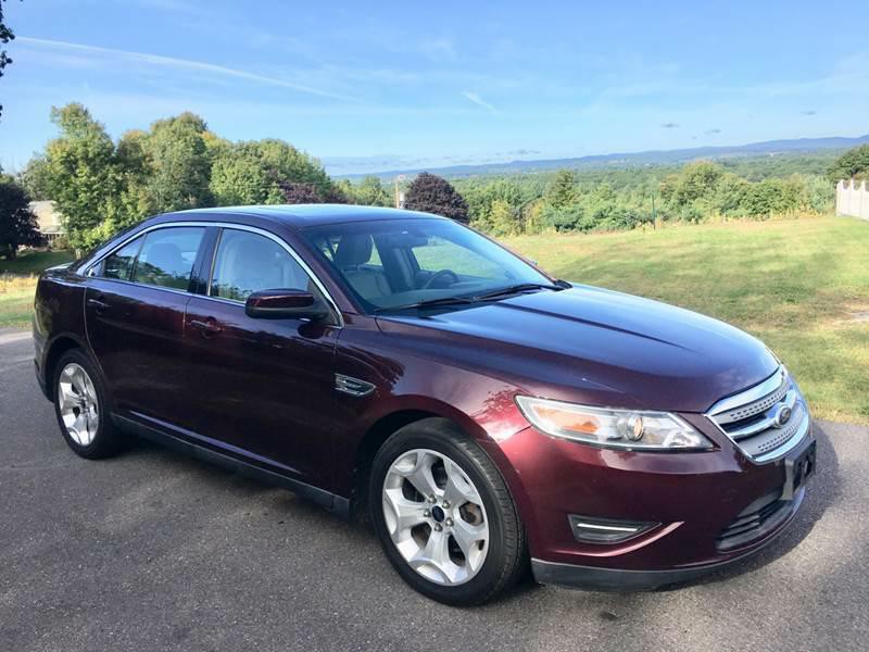 2011 Ford Taurus Image 8