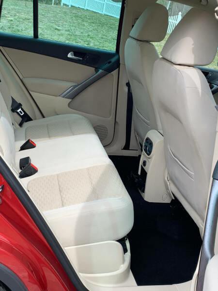 2009 Volkswagen Tiguan Image 24