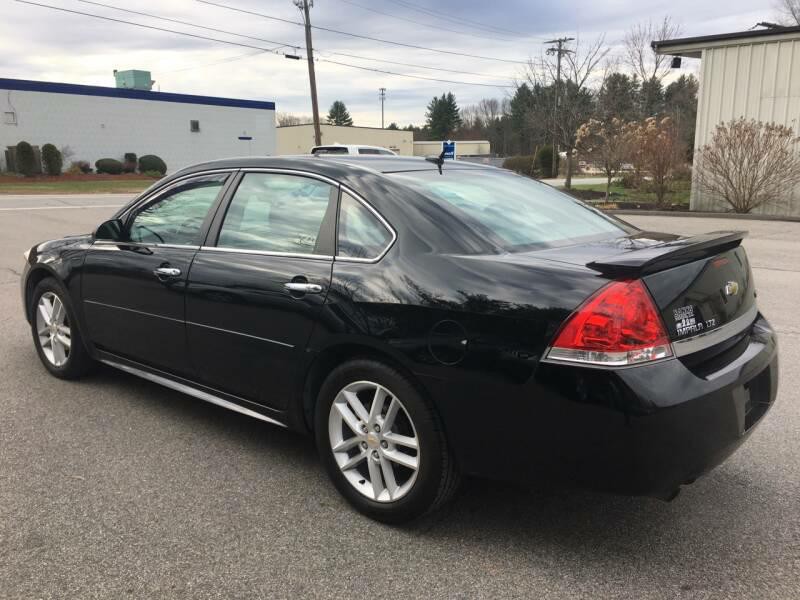 2011 Chevrolet Impala Image 3