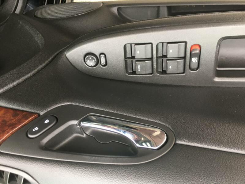 2011 Chevrolet Impala Image 9