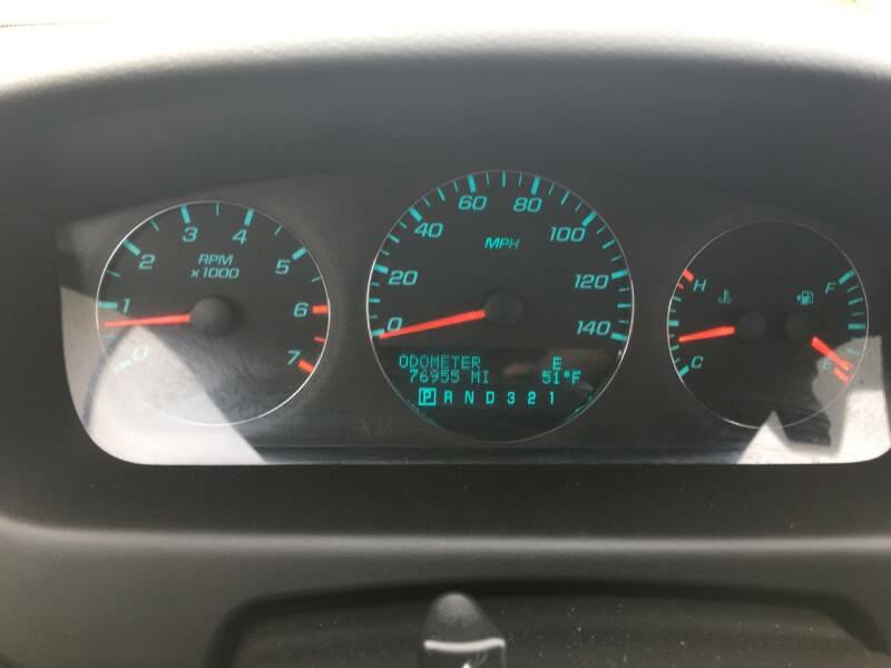 2011 Chevrolet Impala Image 16