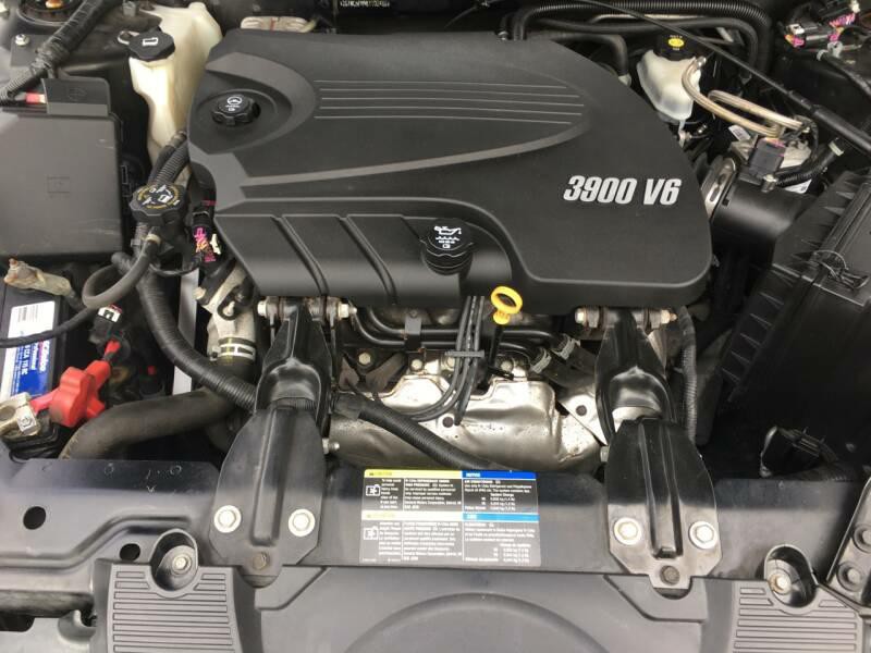 2011 Chevrolet Impala Image 21