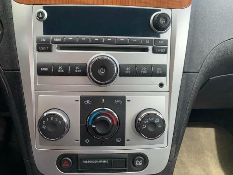 2009 Chevrolet Malibu Image 18