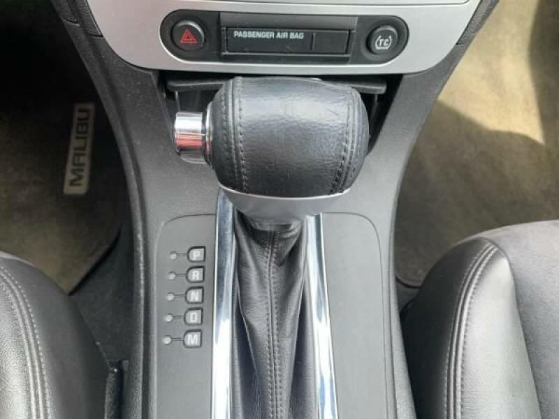 2009 Chevrolet Malibu Image 19