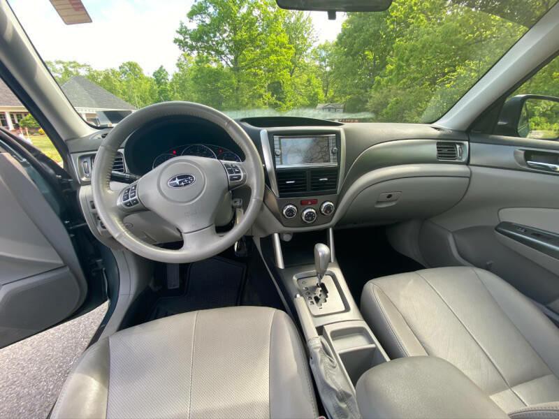 2011 Subaru Forester Image 15