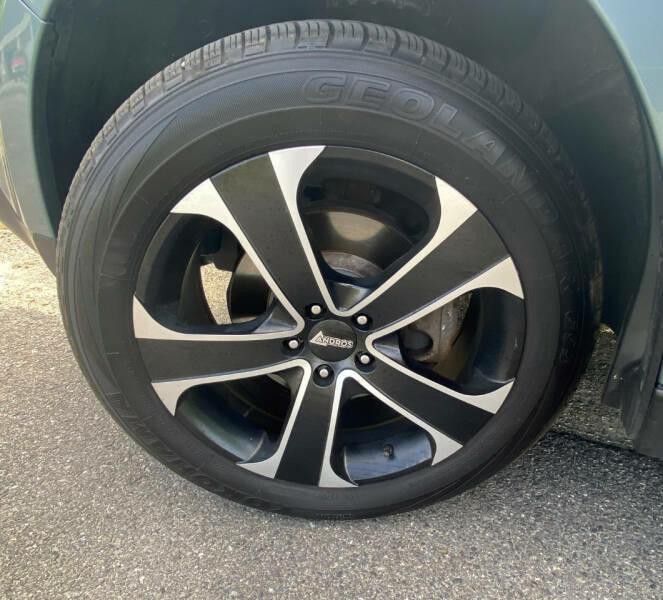 2011 Subaru Forester Image 22