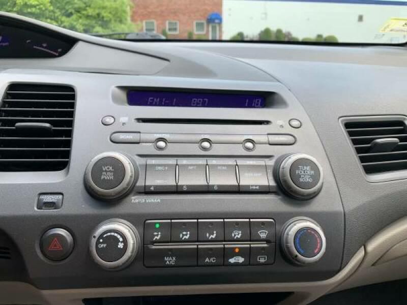 2010 Honda Civic Image 16