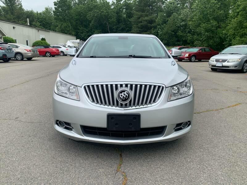 2010 Buick Lacrosse Image 8