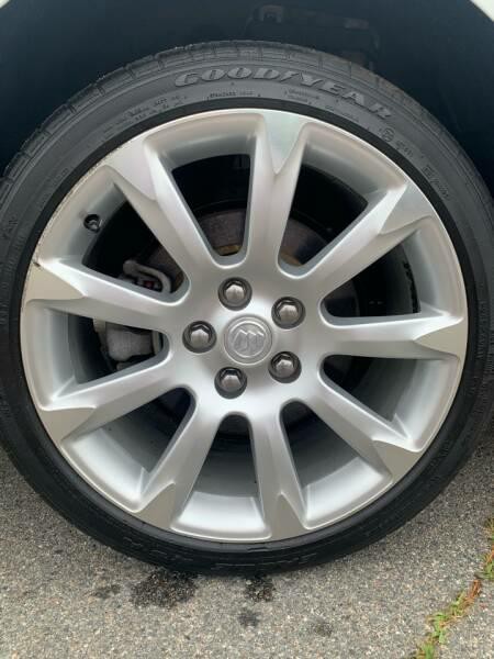 2010 Buick Lacrosse Image 22