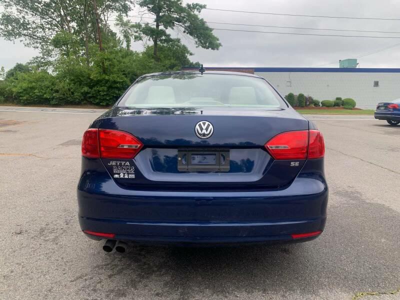 2014 Volkswagen Jetta Image 4