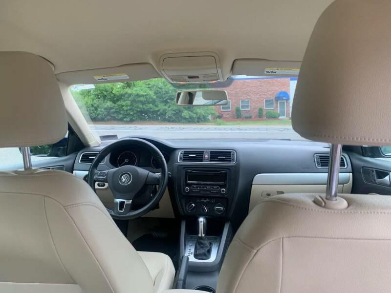 2014 Volkswagen Jetta Image 15