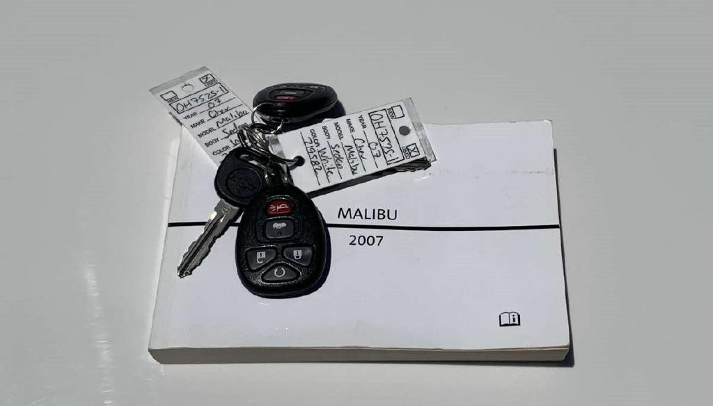 2007 Chevrolet Malibu Image 19