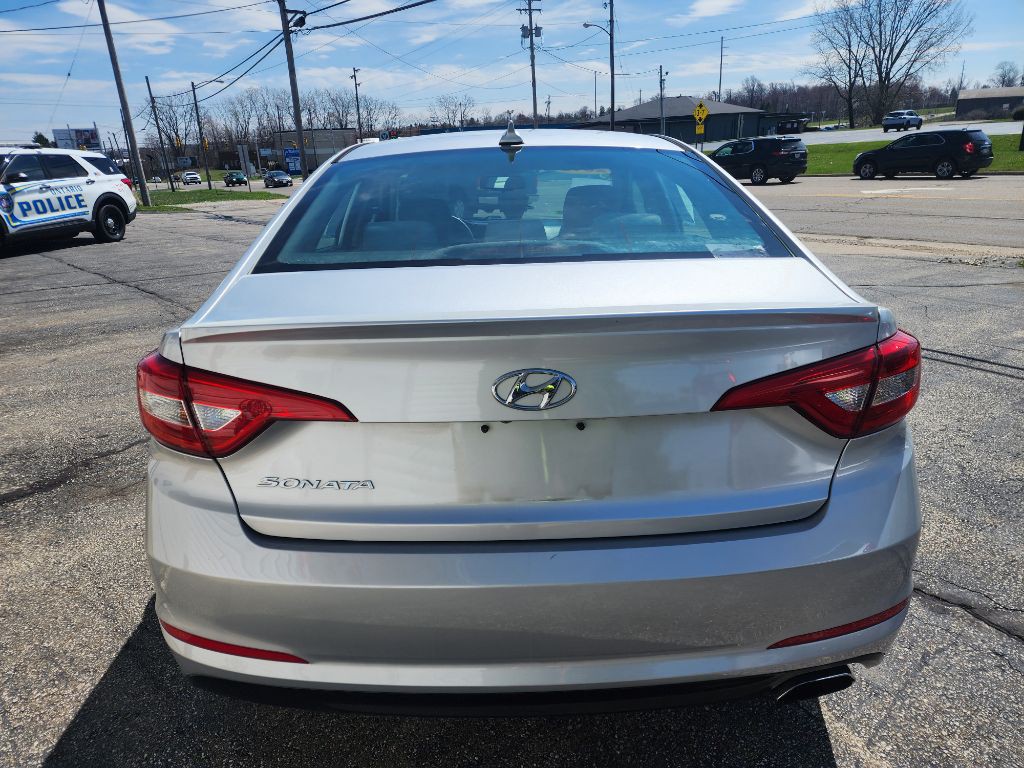 2015 Hyundai Sonata Image 5