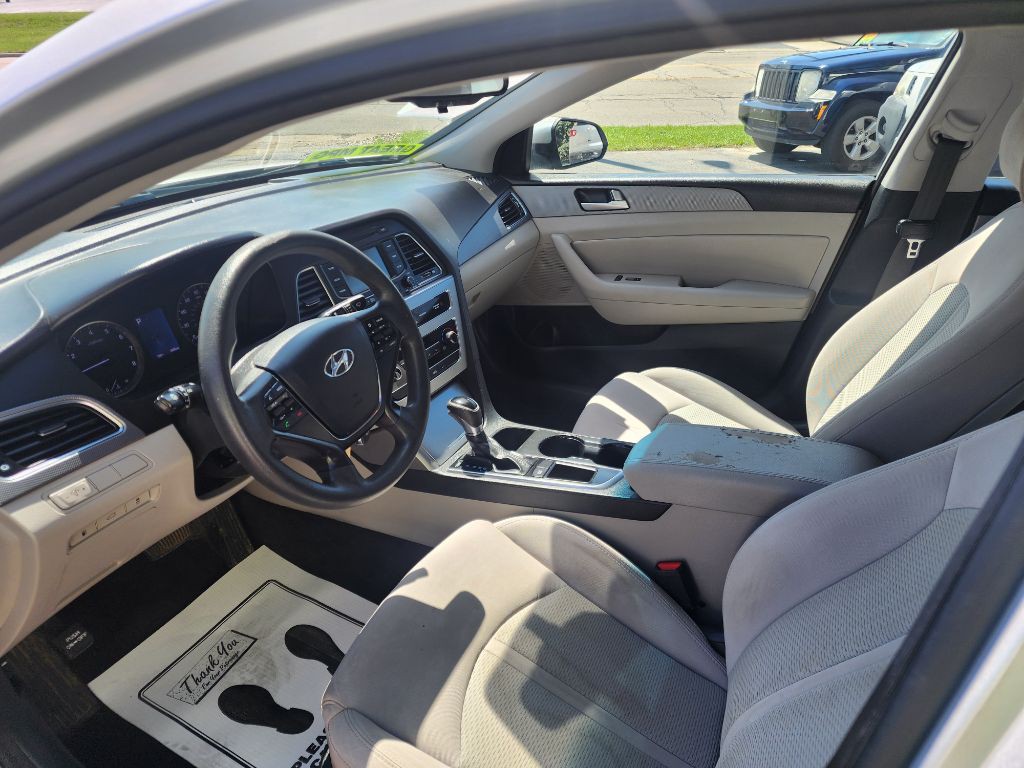 2015 Hyundai Sonata Image 6