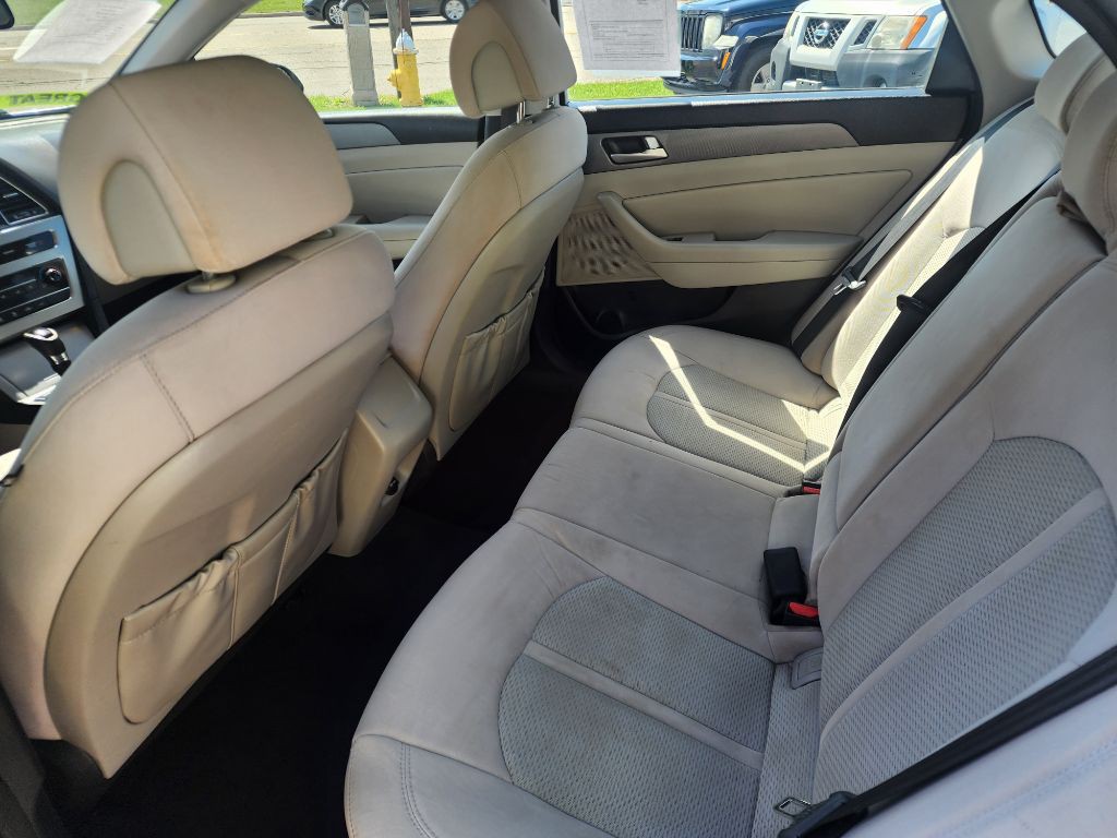 2015 Hyundai Sonata Image 9