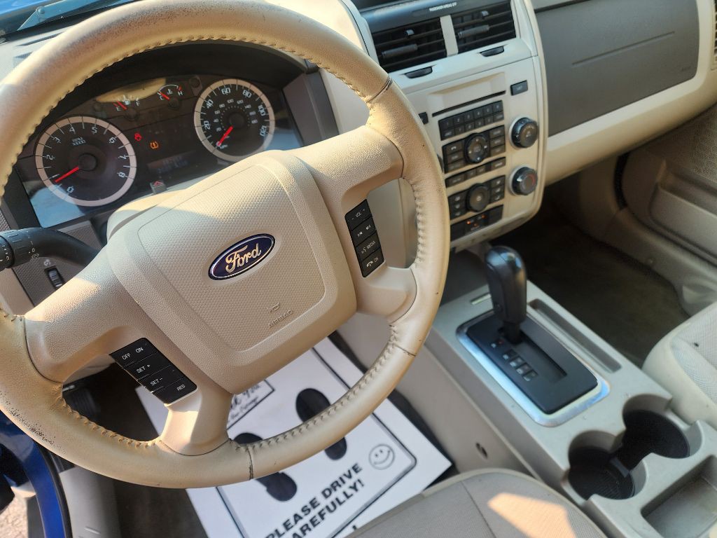 2011 Ford Escape Image 6