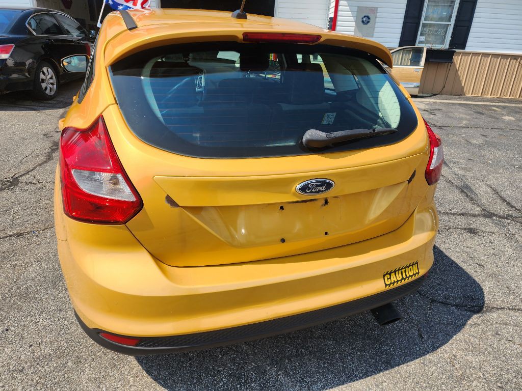 2012 Ford Focus Image 6