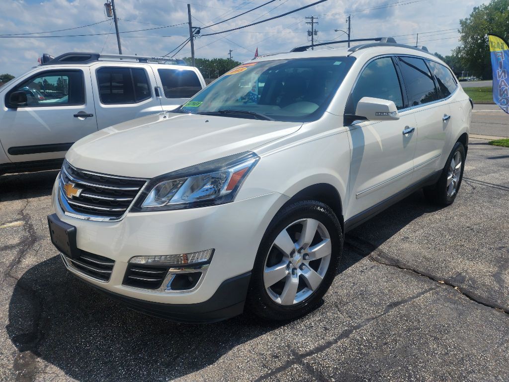 2015 Chevrolet Traverse Image 2