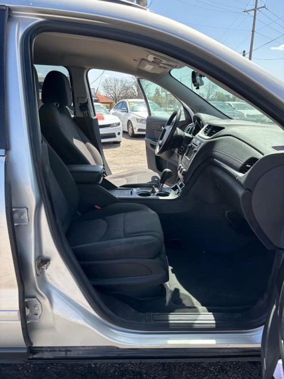 2016 Chevrolet Traverse Image 3